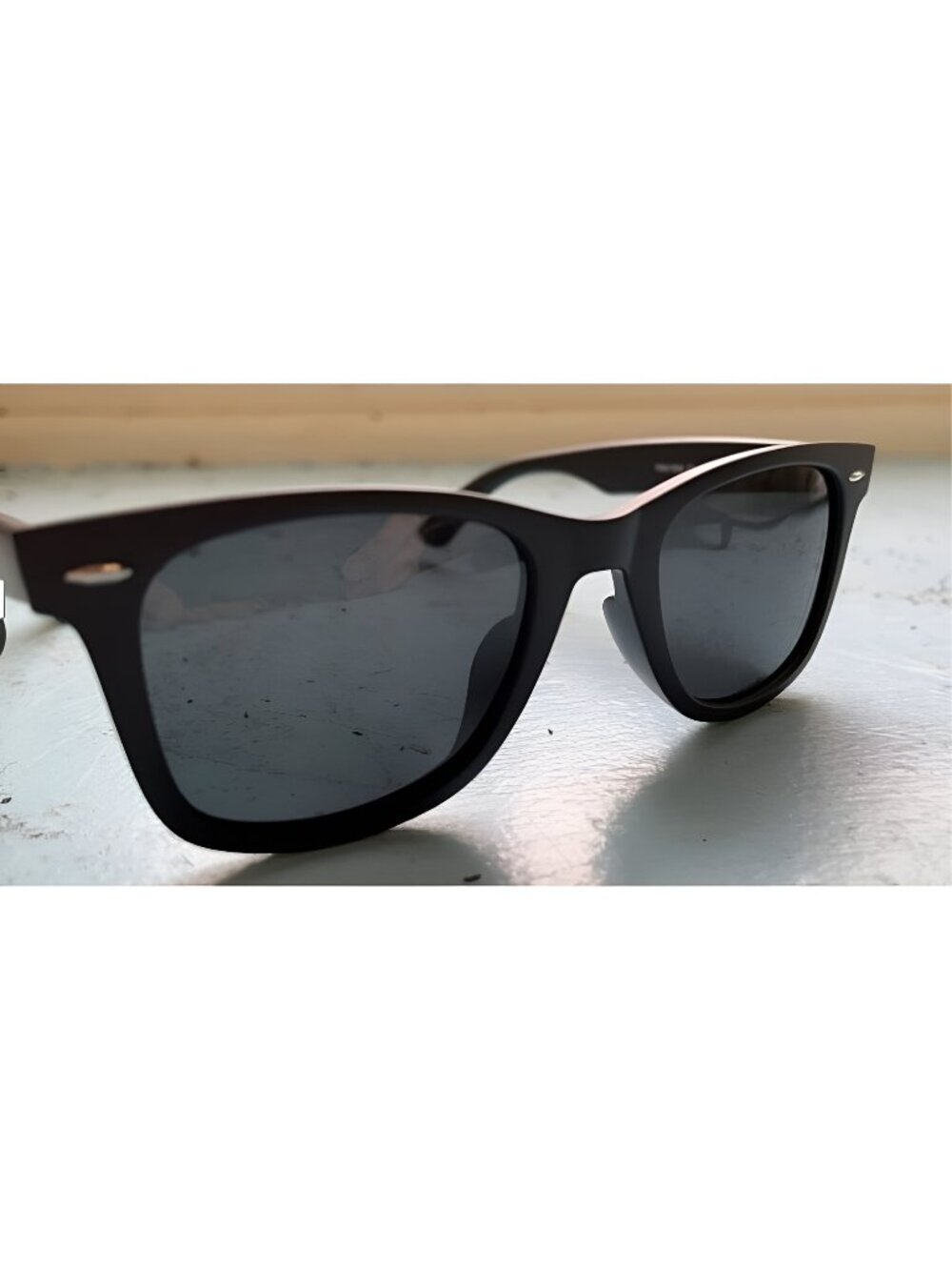 Polarized Sunglasses for Men Women Classic Retro Sun Glasses for Driving